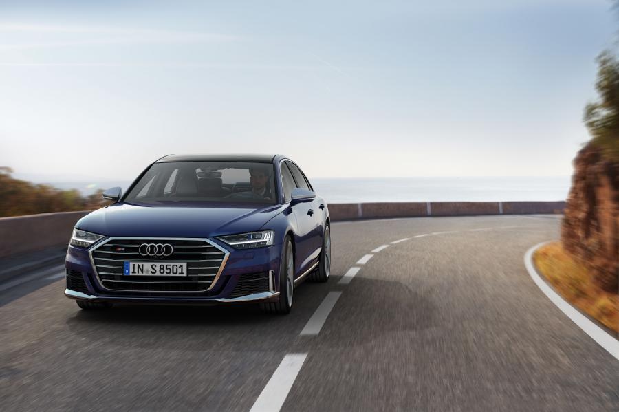  Audi S8 (D5) 2019 года  (WW) (фото 2 из 45)